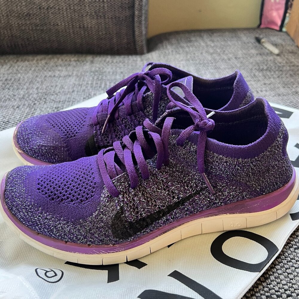 Purple Nike running shoes Super light  stretchy slip ons size 9.5 womens